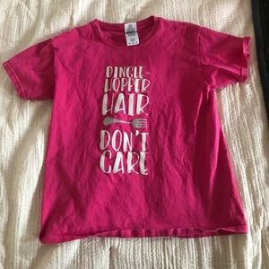 Youth Medium dingle hopper hair don’t care shirt